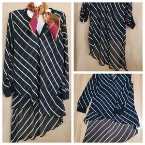 Symmetrical hem tunic